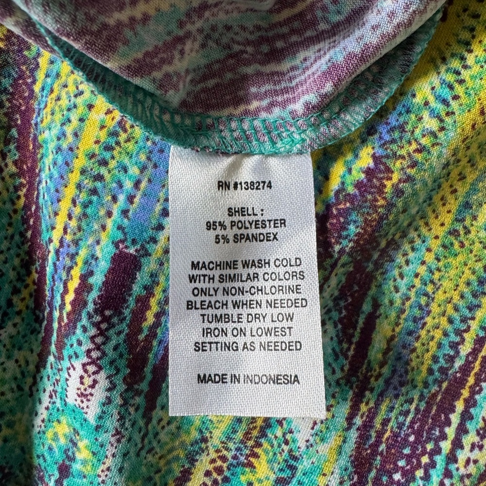 Kalijati Dress, Size Medium - Picture 6 of 6